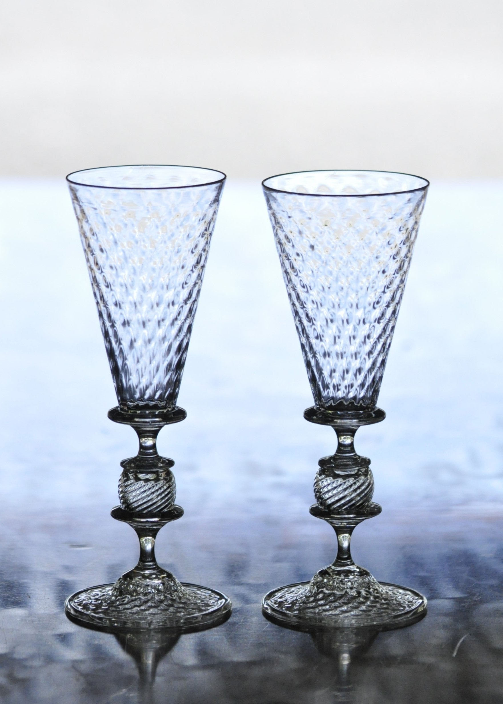 Goblet diamond cups (Two pieces make one set)