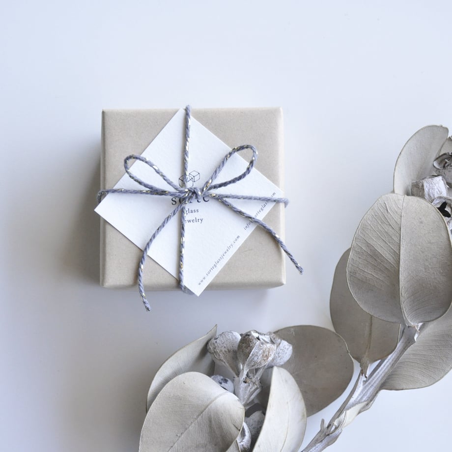 gift wrapping